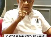 Presidium Koalisi Aksi Menyelamatkan Indonesia (KAMI) Gatot Nurmantyo menyebut Presiden ke-7 RI Joko Widodo menjadi biang kerusakan bangsa. Kerusakan terakumulasi dalam aksi demonstrasi yang terjadi pada akhir Agustus 2025 lalu.