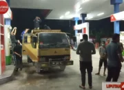 Sidak SPBU Nakal’ Romang Polong di Gowa Sedang Asyik Melakukan Transaksi Pengisian Mobil tongkang Truk Tangki Modivikasi
