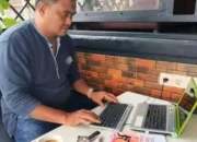 Nalar Yang Lembut Menciptakan Hati Beradap Kecerdasan Tanpa Hati Hanyalah Mesin Yang Pandai menghitung Tapi Tidak Tahu Arah. Kita Hidup di Zaman Yang Memuja IQ