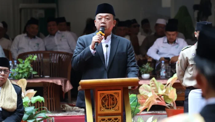 Peringati Hari Santri Nasional 2025, Menteri Nusron: Jadi Generasi yang Menyejahterakan Rakyat Indonesia