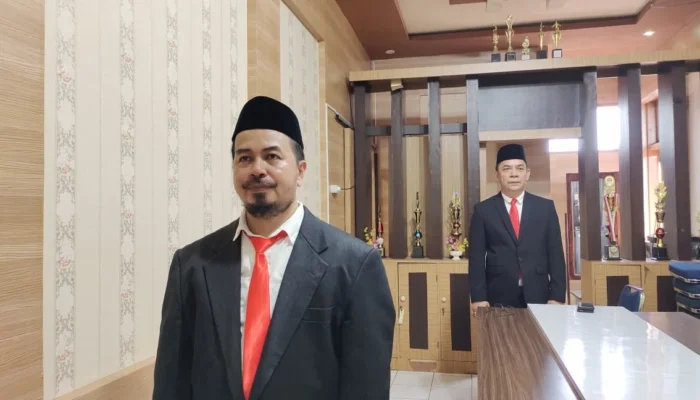 Pelantikan Pejabat Struktural dan Fungsional Kementerian ATR/BPN : Dua Pegawai Kantah Luwu Utara Resmi Dilantik dalam Pelantikan yang Dipimpin Menteri Nusron Wahid.