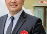 Kritik paling Tajam Justru Yang di Sampaikan Dengan Suara Paling Tenang Dalam Banyak Situasi Sosial, Kita Sering Melihat Dua Tipe Pengkritik. Ada Yang Suaranya Meninggi Seperti Alarm Darurat, & Ada Yang Suaranya TetapLlandai Tetapi Membuat Semua Orang di Ruangan Menoleh.