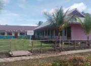 Pemilik Hak Ulayat Palang SD YPK Mogibi, Distrik Inanwatan, Sorong Selatan Menuntut Pemerintah Penuhi Janji Pelepasan Tanah Sejak Tahun 2005