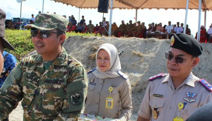 Bupati Bersama BPN Luwu Utara Serahkan Sertipikat PTSL, Nelayan Tangkap, dan Redistribusi Tanah Tahun 2025 dalam Acara Peringatan Hari Kesadaran Nasional