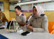 Awal Tahun 2026, Kantor Pertanahan Luwu Utara Serahkan Sertipikat Redistribusi Tanah di Desa Tamuku