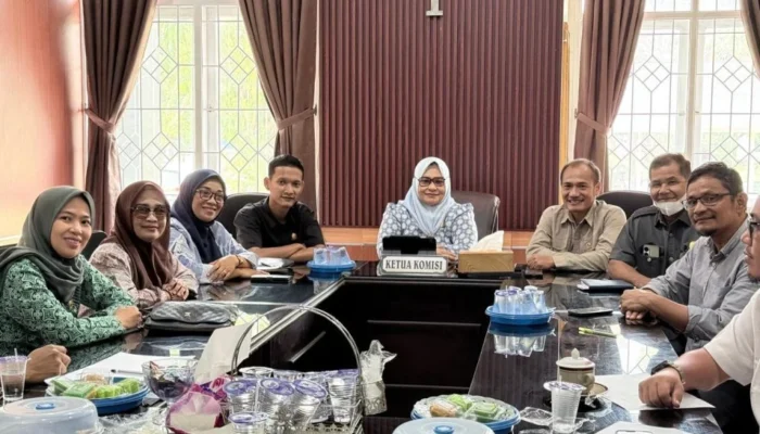 Luwu Utara Komisi I DPRD Luwu Utara Gelar Rapat Kerja Bahas Resolusi Tahun 2026 Komisi I DPRD Luwu Utara Gelar Rapat Kerja Bahas Resolusi Tahun 2026
