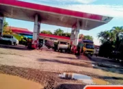 SPBU Jawi-jawi Kembali Jadi Sorotan Publik, Mobil Truk yang Sedang Mengisi Waktunya Kurang Lebih 30 Menit Lamanya Sangat Mencurigakan