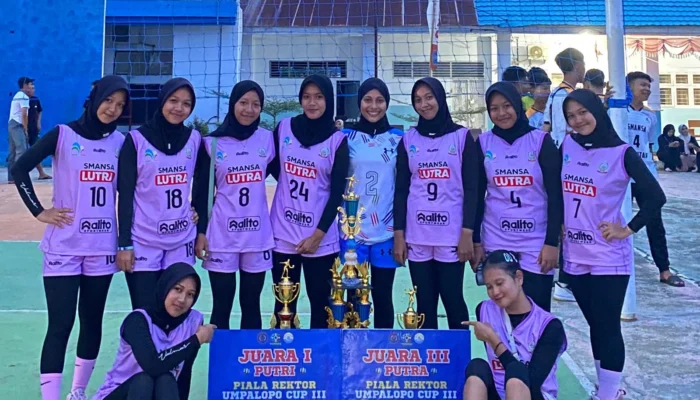 Tim Bola Voli Putri SMAN 1 Luwu Utara Berjaya di Piala Rektor UM Palopo