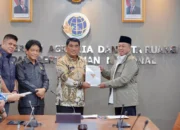 Serahkan Persub RTRW kepada Gubernur Sulawesi Utara, Menteri Nusron Minta RTRW Provinsi Jadi Acuan Penyusunan RTRW Kabupaten/kota
