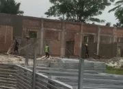 Pengerjaan proyek pembangunan Revitalisasi di Sekolah Madrasah Aliyah DDI Masamba  hampir Rampung.