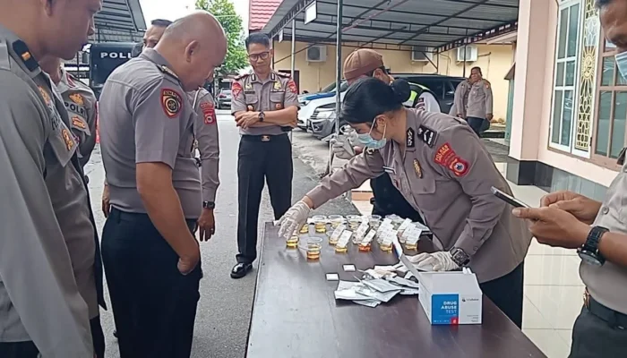 Tanpa Toleransi, PJU hingga Personel Sipropam polres luwu utara Jalani tes Urine