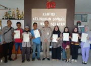 Komitmen Pelayanan Profesional, Kantah Kota Palopo Rampungkan Target PTSL 2026 dan Serahkan SHAT kepada Masyarakat