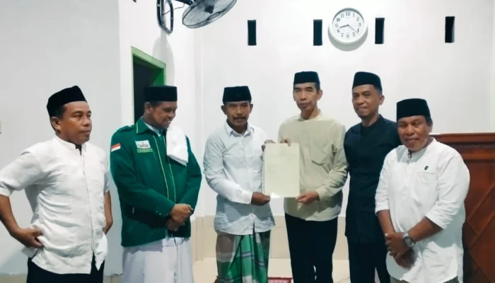 Penyerahan Sertipikat Wakaf Masjid Al-Ikhlas Baba dalam Safari Ramadan, Wujud Dukungan Legalitas Rumah Ibadah