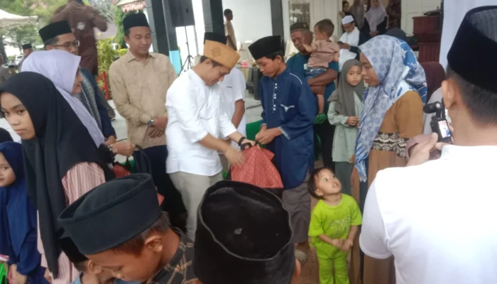 DPRD Luwu Utara Gelar Buka Puasa Bersama, Berikan Santunan Anak Yatim