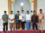 Safari Jumat, Kepala Kantor Pertanahan Kota Palopo Serahkan Sertipikat Tanah Wakaf Masjid Jabal Rohmah di Wara Utara