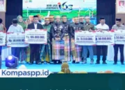 GUBERNUR SULSEL SERAHKAN BANTUAN RP10 MILIAR DI HARI JADI JENEPONTO KE-163