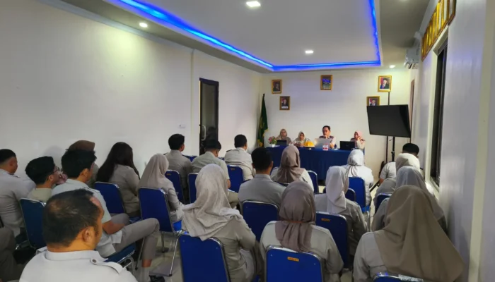 OPTIMALKAN KINERJA, KEPALA BPN LUWU UTARA PIMPIN RAPAT MONITORING DAN EVALUASI
