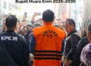 KPK Menetapkan dan Menahan Bupati Muara Enim Serta 3 orang lainnya Sebagai Tersangka Korupsi, terkait Pengadaan Barang dan Jasa (PBJ) di Lingkungan Pemerintah Kabupaten Muara Enim, Sumatera Selatan.