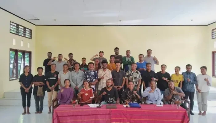 Pertemuan Awal inisiatif Dari pimpinan Ikatan Dan Asrama mahasiswa/i Se- Sorong Raya di Manokwari Papua Barat.