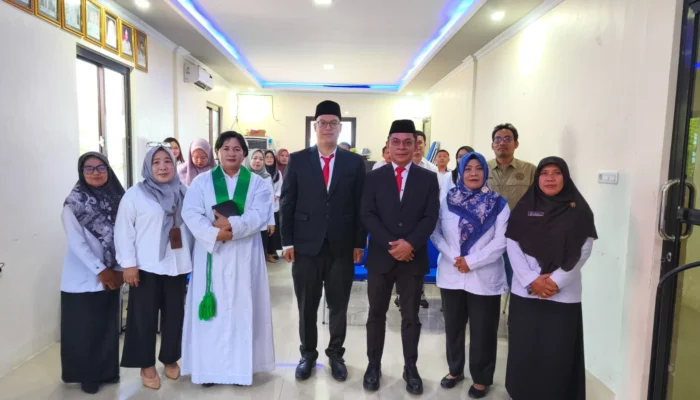 Perkuat Layanan Pertanahan, Kakan Lutra Pimpin Pelantikan PPAT Baru