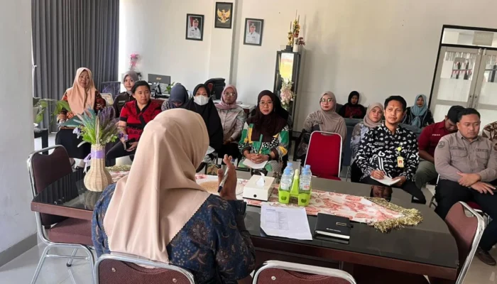 Perkuat Kualitas Pelayanan Publik, Kantor Pertanahan Kota Palopo Hadiri Rapat di MPP Kota Palopo